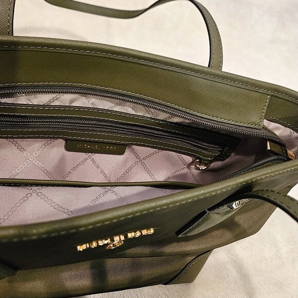 MICHAEL KORS, Eva olive colour tote bag - Picture 10 of 12